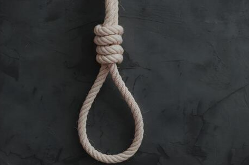 കുവൈത്തിൽ പൗരനെ തൂങ്ങിമരിച്ച നിലയിൽ കണ്ടെത്തി; ദുരൂഹത