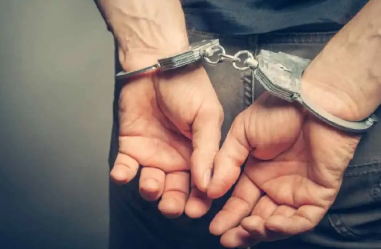 വ്യാജരേഖ ചമച്ച് കുവൈത്തി പൗരത്വം നേടി; പ്രവാസിക്ക് ജീവപര്യന്തവും 13 കോടി രൂപ പിഴയും