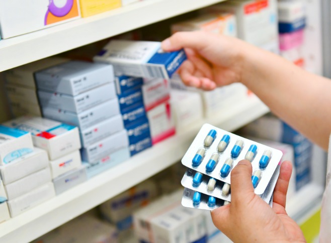 നിയമലംഘനം നടത്തിയ 33 ഫാർമസികളുടെ ലൈസൻസ് റദ്ദാക്കി.