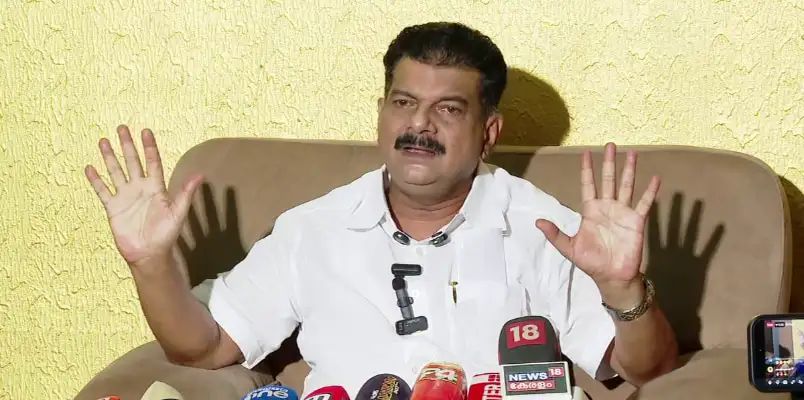 സ്ഥാനാര്‍ത്ഥി പ്രഖ്യാപനം നീട്ടി പിവി അൻവര്‍; 