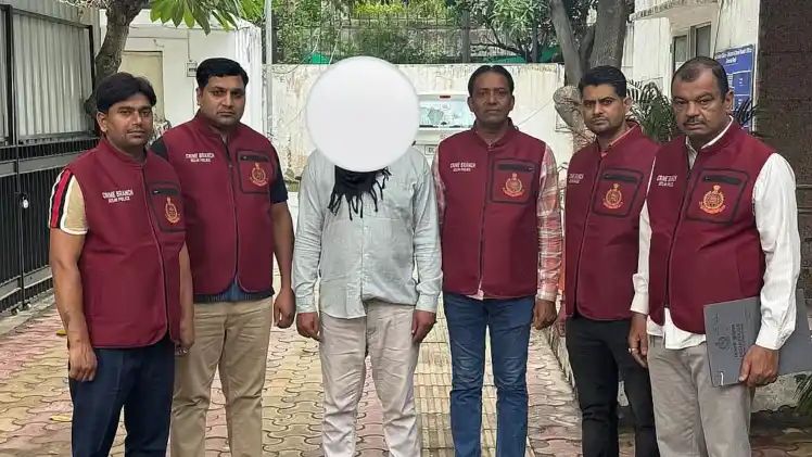 ടാക്‌സി ഡ്രൈവര്‍മാരെ കൊന്ന് കാര്‍ തട്ടും, പൊലീസിനെ വെട്ടിച്ച്‌ 25 വര്‍ഷം: കൊടും കുറ്റവാളി ഡല്‍ഹിയില്‍ പിടിയില്‍