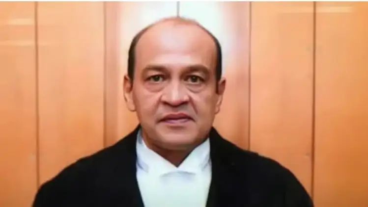ഔദ്യോഗിക വസതിയില്‍ നോട്ടുകെട്ടുകള്‍: രാജിവെക്കില്ലെന്ന് ജസ്റ്റിസ് യശ്വന്ത് വര്‍മ്മ; ഇംപീച്ച്‌മെന്റിന് ശുപാര്‍ശ നല്‍കി ചീഫ് ജസ്റ്റിസ്