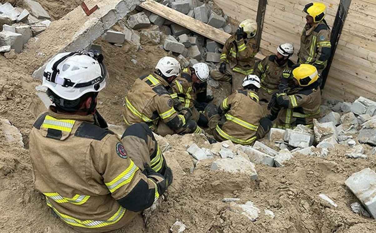 കുവൈത്തിൽ നിർമ്മാണ സ്ഥലത്ത് മതിൽ തകർന്ന് വീണ് രണ്ട് തൊഴിലാളികൾ മരിച്ചു