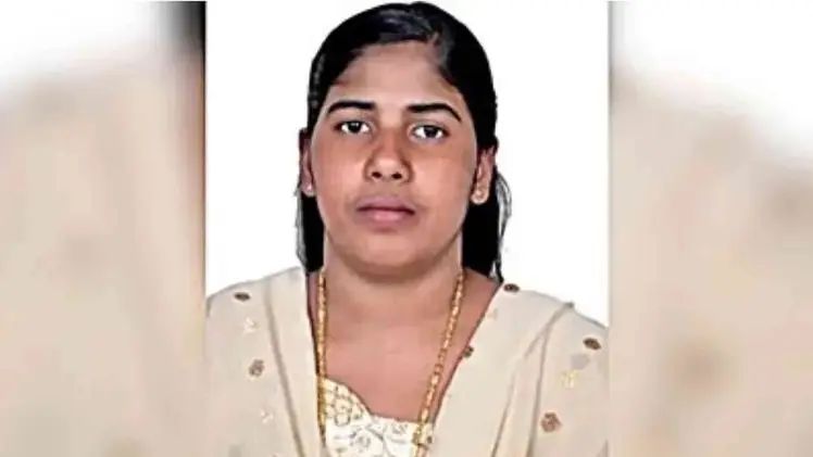 നിമിഷ പ്രിയയുടെ വധശിക്ഷ ഒഴിവാക്കാന്‍ തിരക്കിട്ട ശ്രമം; സ്ഥിതി നിരീക്ഷിക്കുന്നതായി കേന്ദ്രം