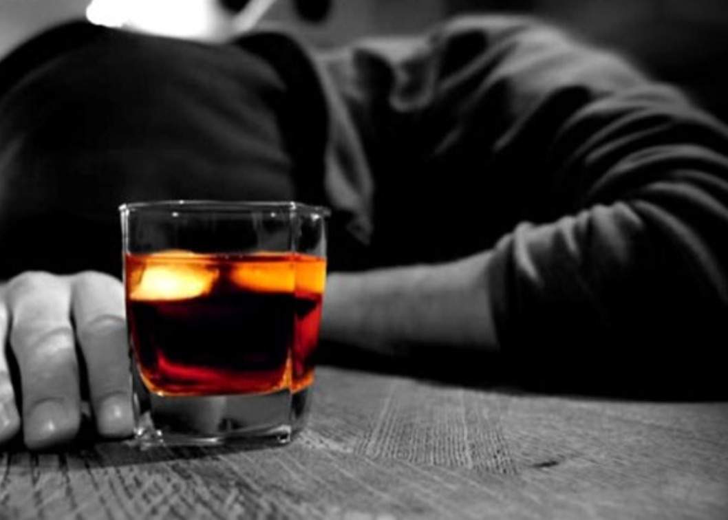10 Expatriate Workers Found Dead in Kuwait’s Ahmadi Governorate; Suspected Alcohol Poisoning