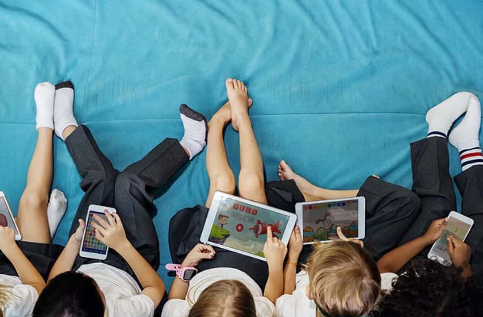 UAE Cybersecurity Council Urges Parents to Enhance Digital Vigilance for Children