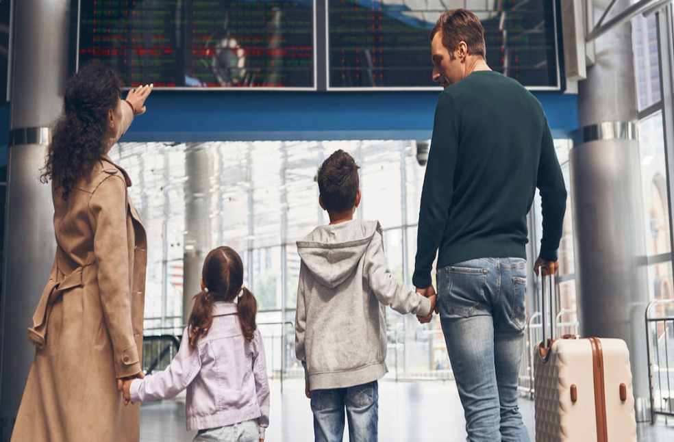 Holiday Travel Surge: India-UAE Airfares Spike 30%, Family Trips Top ₹2.5 Lakh